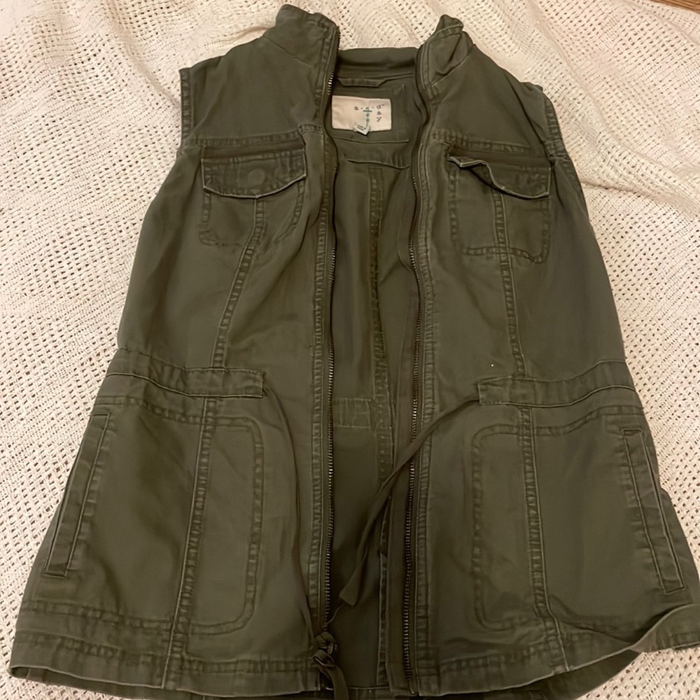 Target army green longer cargo vest